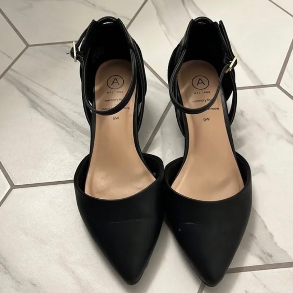 Ankle Strap Block Heel Shoe  - Addition Elle - Picture 4 of 5